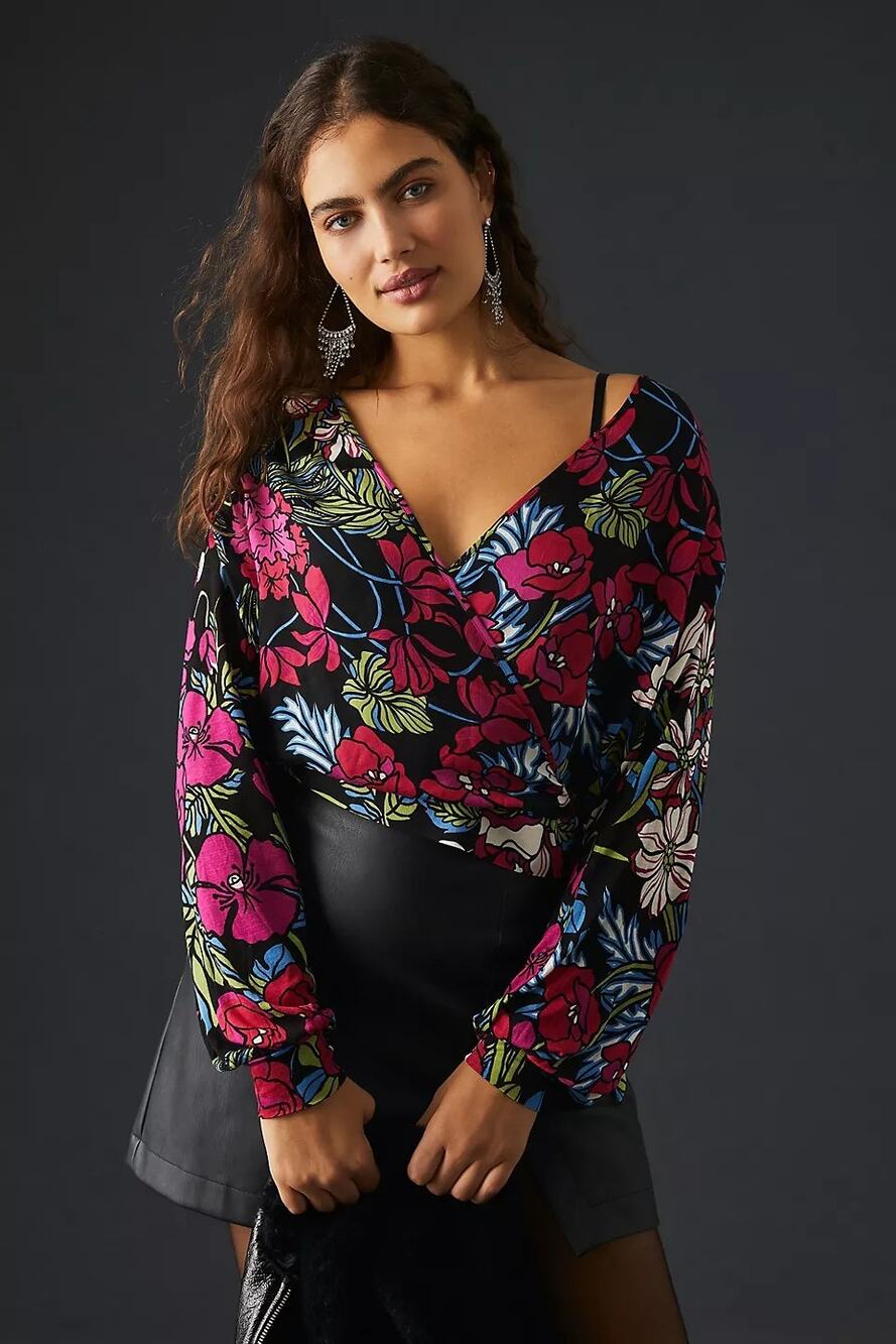 New Anthropologie Tiny Finley V-Neck Long Sleeve Top $98 X-SMALL Floral Motif